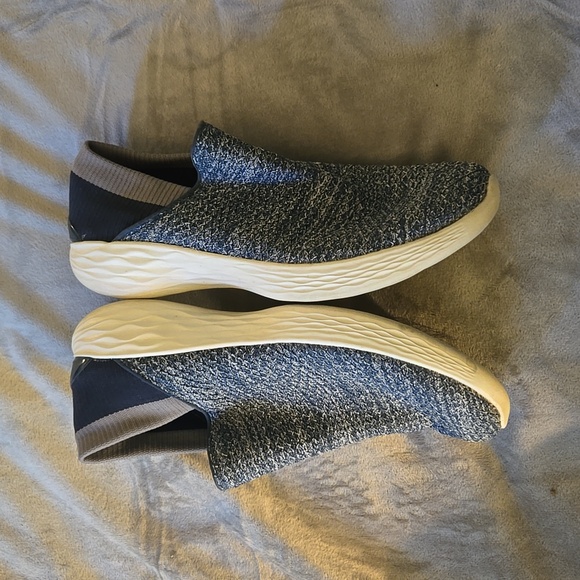 Skechers women's You Walk sneakers - Picture 4 of 8